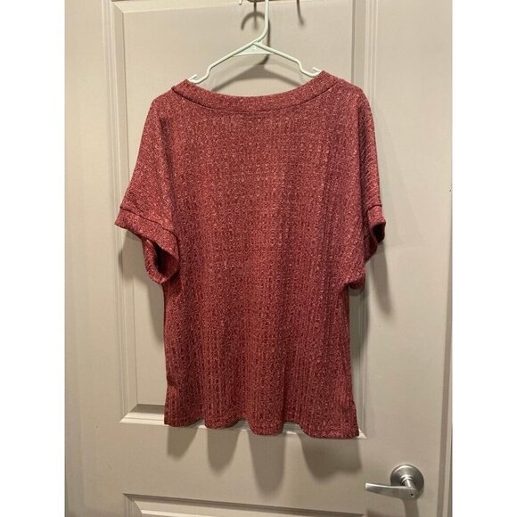 Heyson Red V-Neck Boutique Top – L Fits XL – NWT - Picture 6 of 7